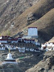 Tombs of Tibetan King