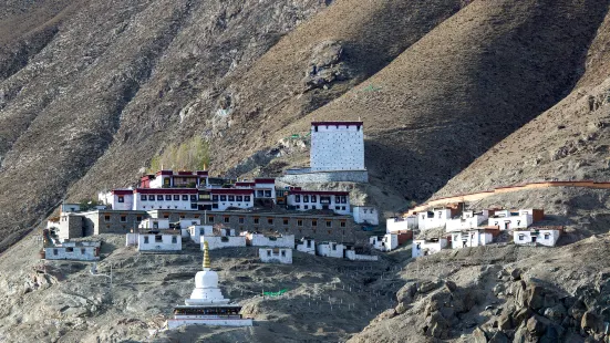 Tombs of Tibetan King