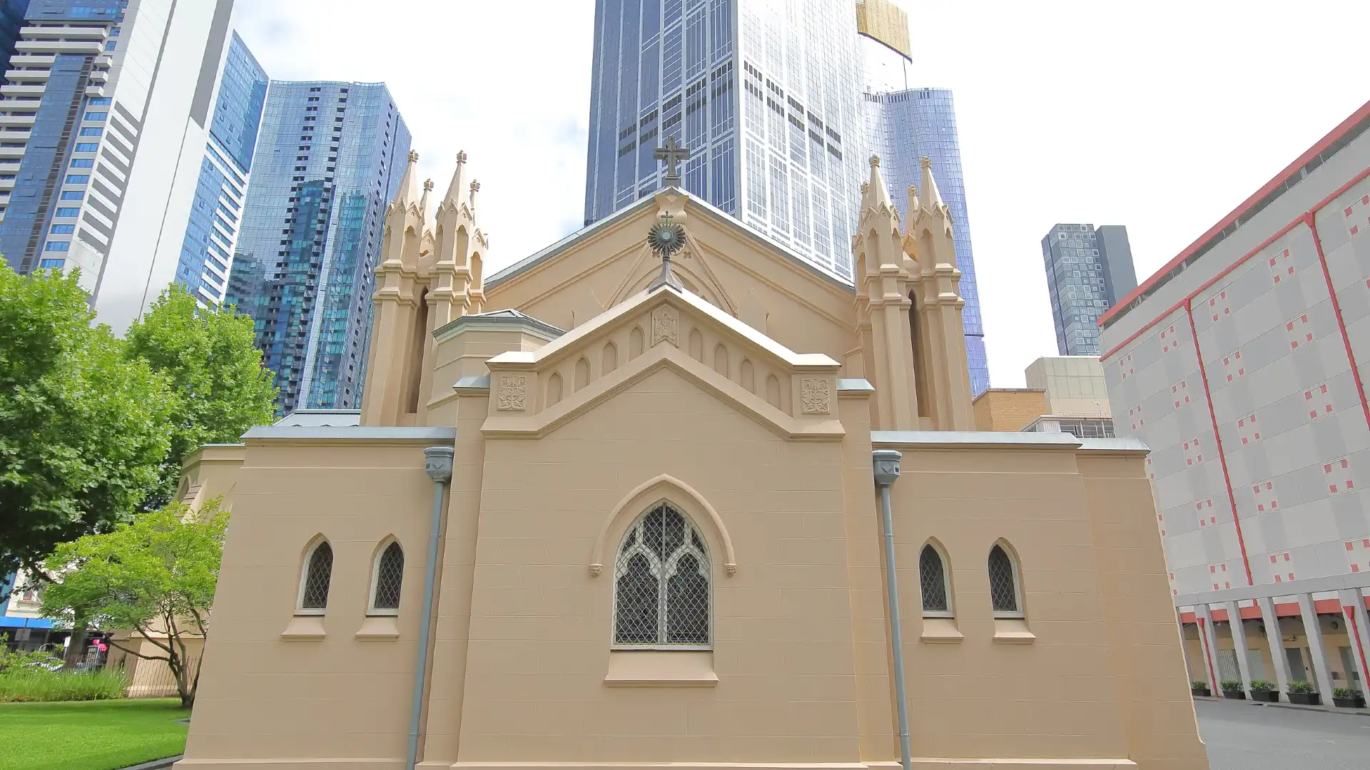 Hotels near St Francis’ Church