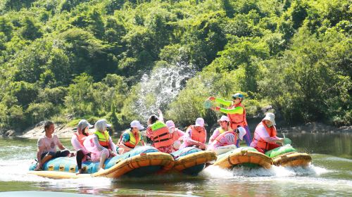 Wanquan River Valley Scenic Area