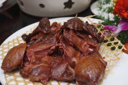 云南人家(曲靖外滩店)