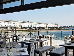 Top 10 Restaurants for Views & Experiences in Boston