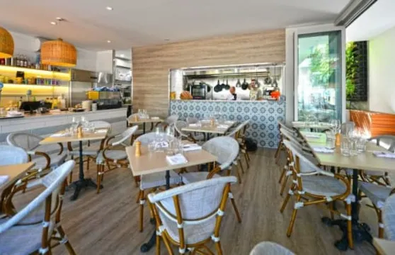 Periwinkle restaurant