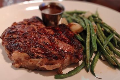 Wolfgang Puck Bar & Grill