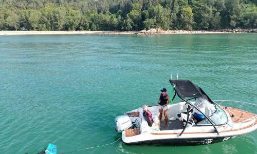 Wakesurfing in Huidong