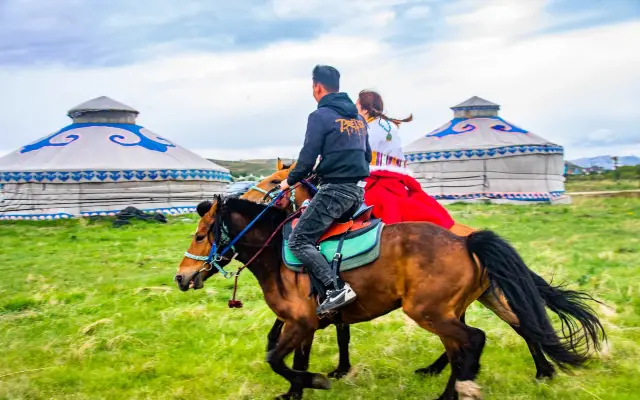 Horse Riding in Chengde