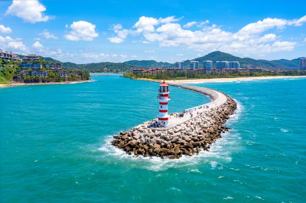 Shenzhou Peninsula Lighthouse