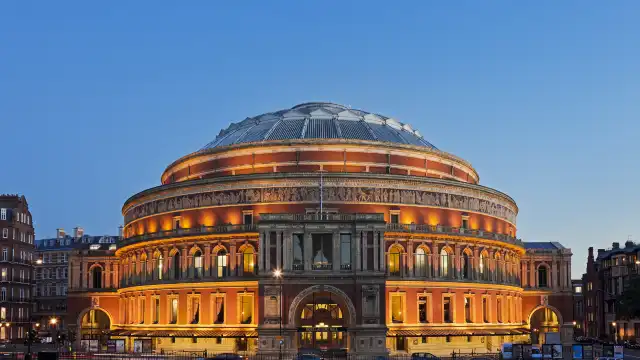 Hotels near Royal Albert Hall
