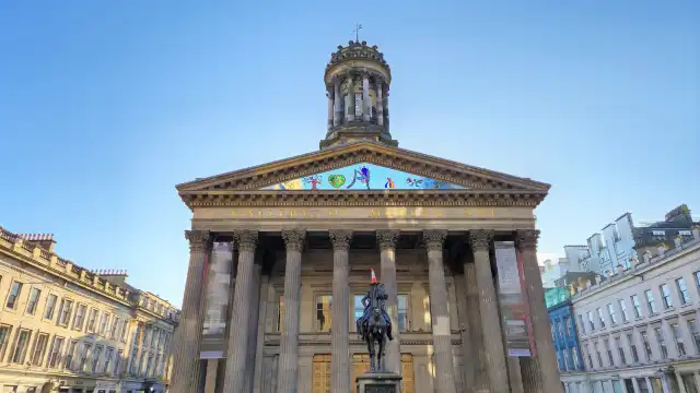 Hotels near Gallery of Modern Art