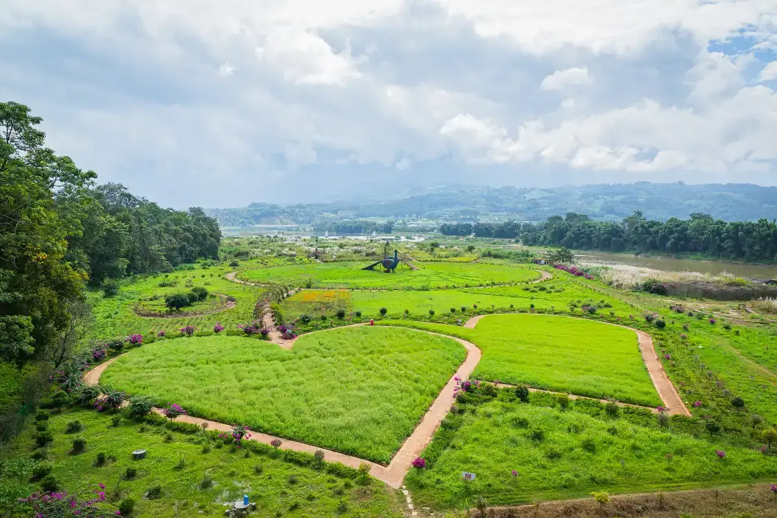 Hotels near Yunnan Yingjiang National Wetland Park
