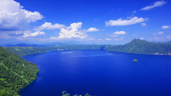 Lake Mashū