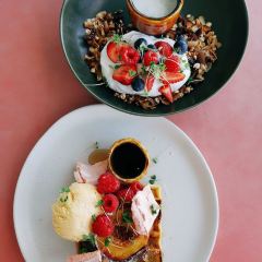 Folklore Cafe User Photo