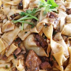 壹阁胡羊焖饼 User Photo