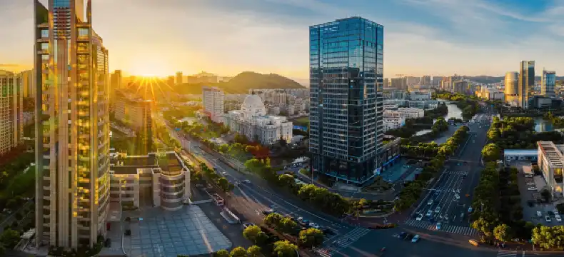 Hotels near Shitang Greenway