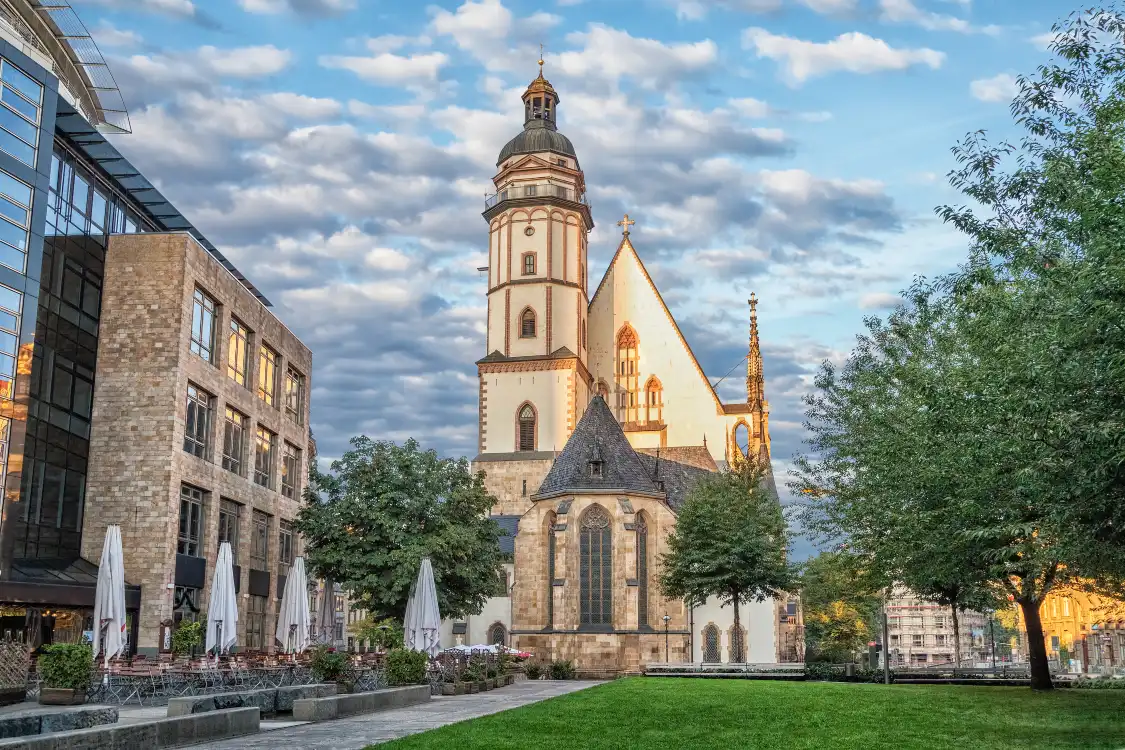 Hotels near St. Thomas Church