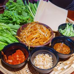 小市一庄民宿(本溪县园内店)·餐厅 User Photo