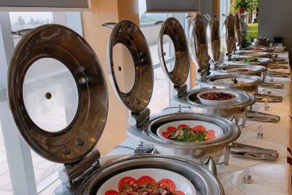 郑州港区智选假日酒店西餐厅