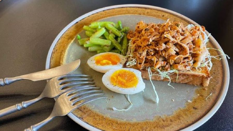 Dali Shuanglang Peasant Painting Society (Chicken Coop) Café