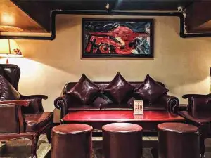 Whisky Corner