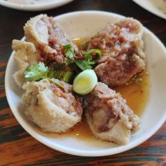 奔跑的肉饼子特色餐饮(锦福小区店) User Photo