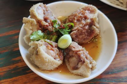 奔跑的肉饼子特色餐饮(锦福小区店)