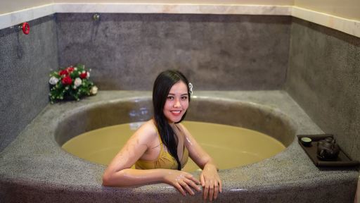 芽莊格林納泥浴水療泥漿浴及水療體驗