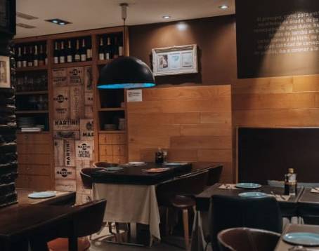 Garnacha Tinta Restaurante & Gin Corner