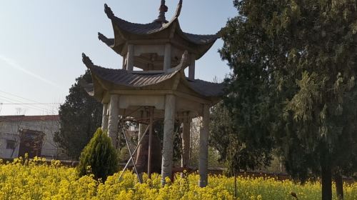 Yanlingxian Huanglong Temple