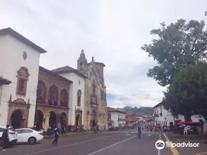 (Plaza Chica) Plaza Gertrudis Bocanegra