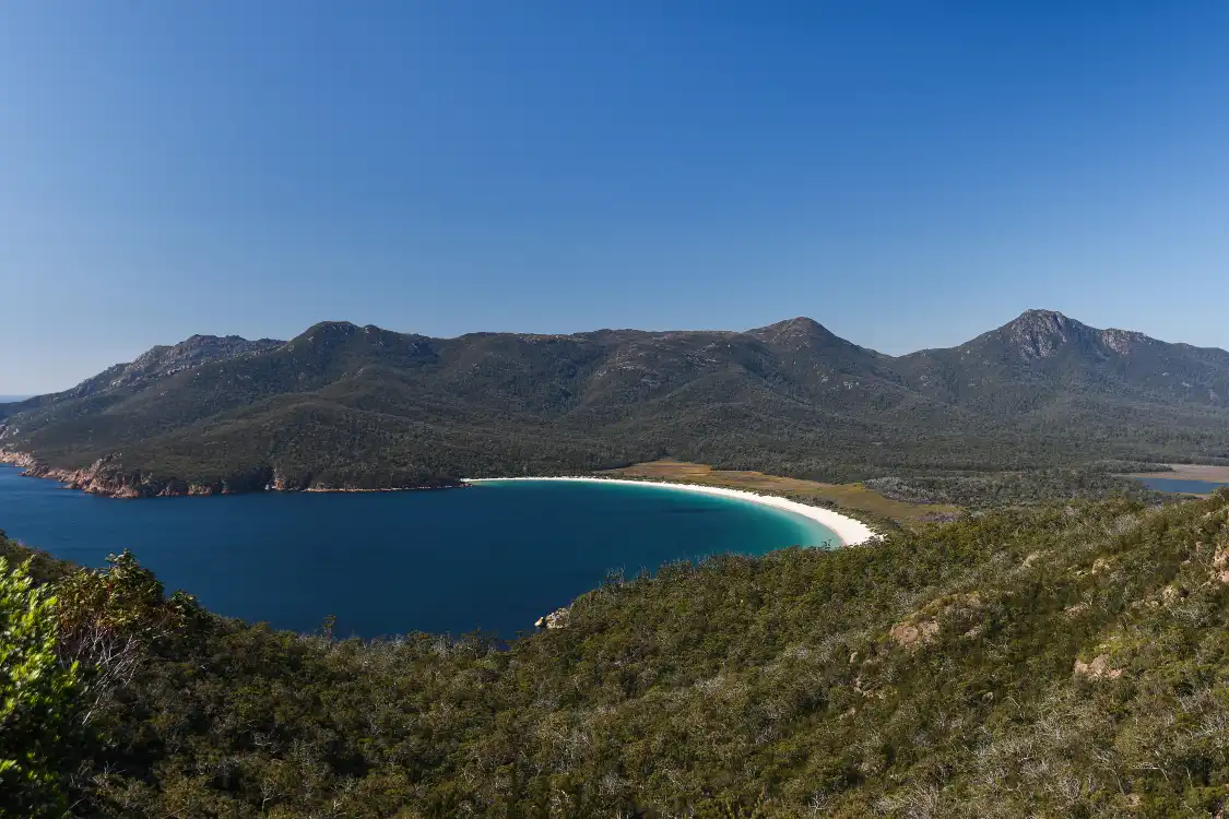 Hotels near Freycinet National Park