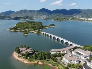 ทะเลสาบซิมิง