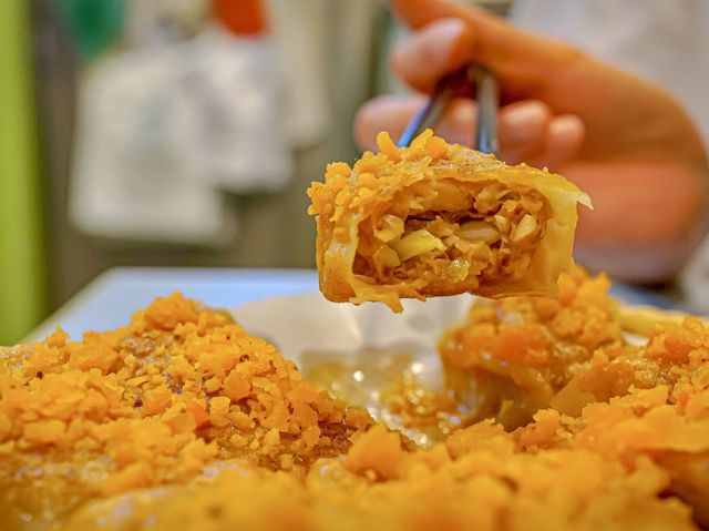 湯餃煎餃金沙餃，食返十隻一定飽