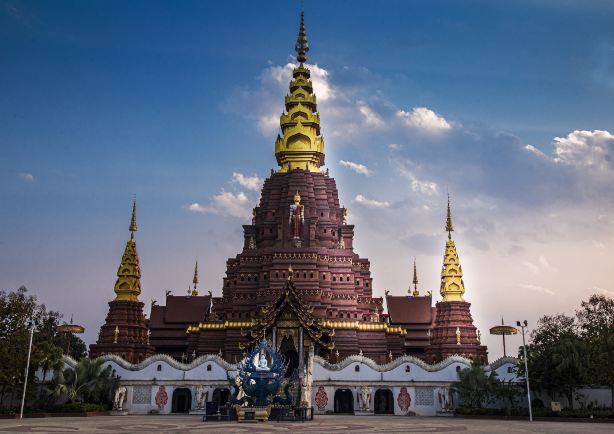 Jinghong Great Golden Pagoda
