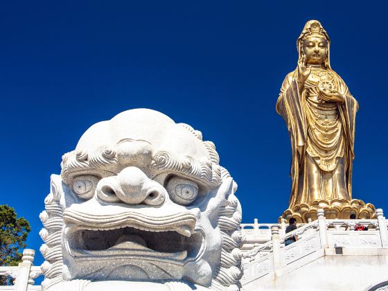 33 meters high Nanhai Guanyin