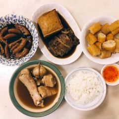 Sampan Bar User Photo