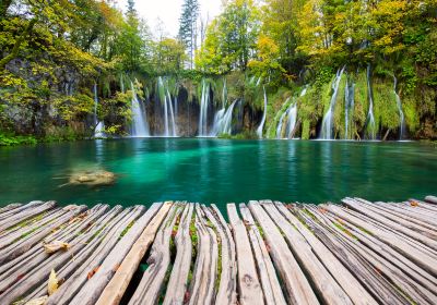 Kozjak Lake