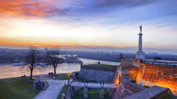 Fortezza di Belgrado + Danubio [Esplora il meraviglioso tour da Belgrado alla città del vino]