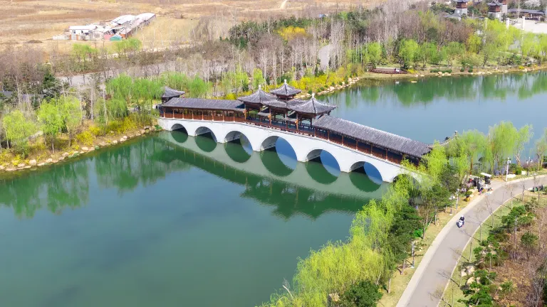 Отели с услугой спа в г. Циньхуандао