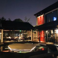 齊·园林WHISKY LOUNGE User Photo