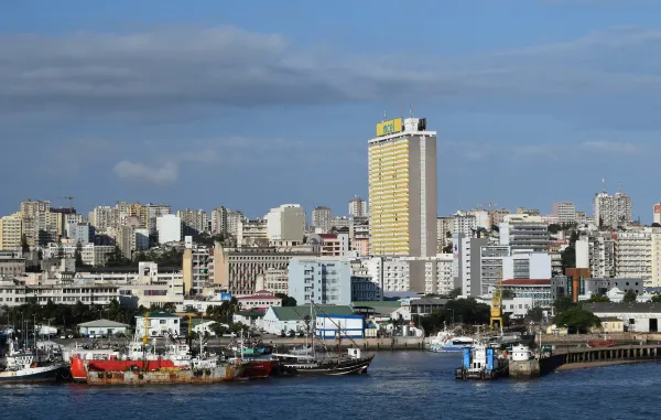 Flights from Maputo to Beira