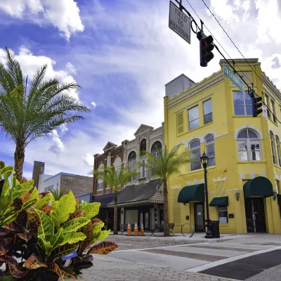 Hotels near North End