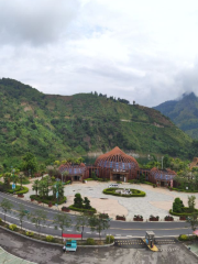 Hongshui River Walkway, Luodian