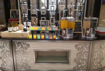 清远狮子湖喜来登度假酒店·盛宴标帜餐厅 User Photo