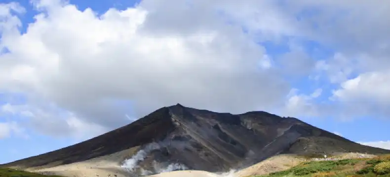 旭岳温泉周辺のホテル