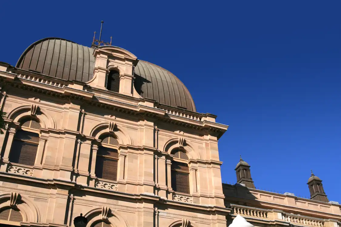 Queensland Parliament 주변 호텔