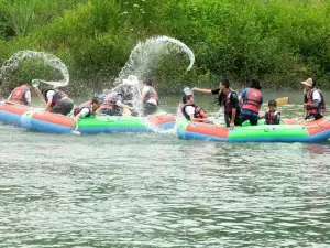 Long Beach River Rafting