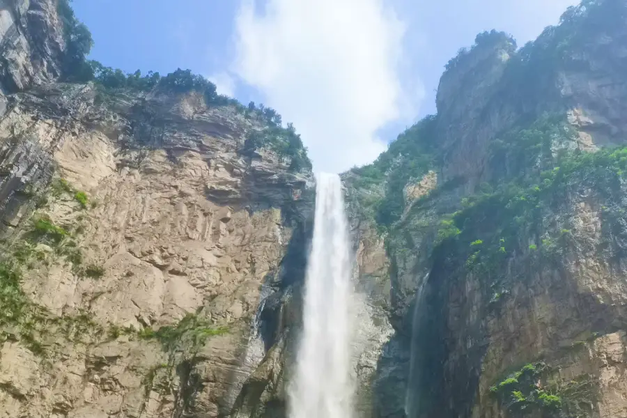 Dagangshan Waterfall