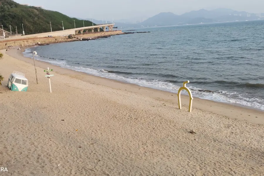 Beach of Leimeng Waterside Pavilion Bay