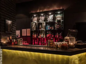 Jaguar Florence Club (Private Lounge)