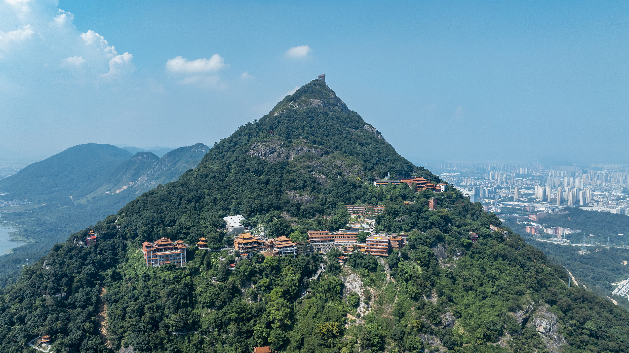 Shizhu Mountain Scenic Area